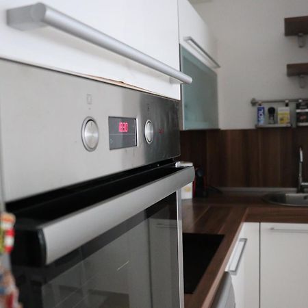 Apartman Lumi Arena 萨格勒布 外观 照片